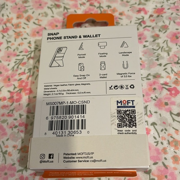 New MOFT snap phone stand and wallet - Picture 2 of 4